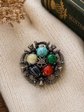 Vintage MIRACLE Scottish Thistle Brooch Celtic Pebble Multi Stone Pin UK